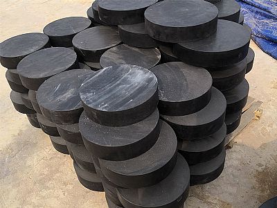 平顺县板式橡胶支座由若干层橡胶片与薄钢板经加压硫化